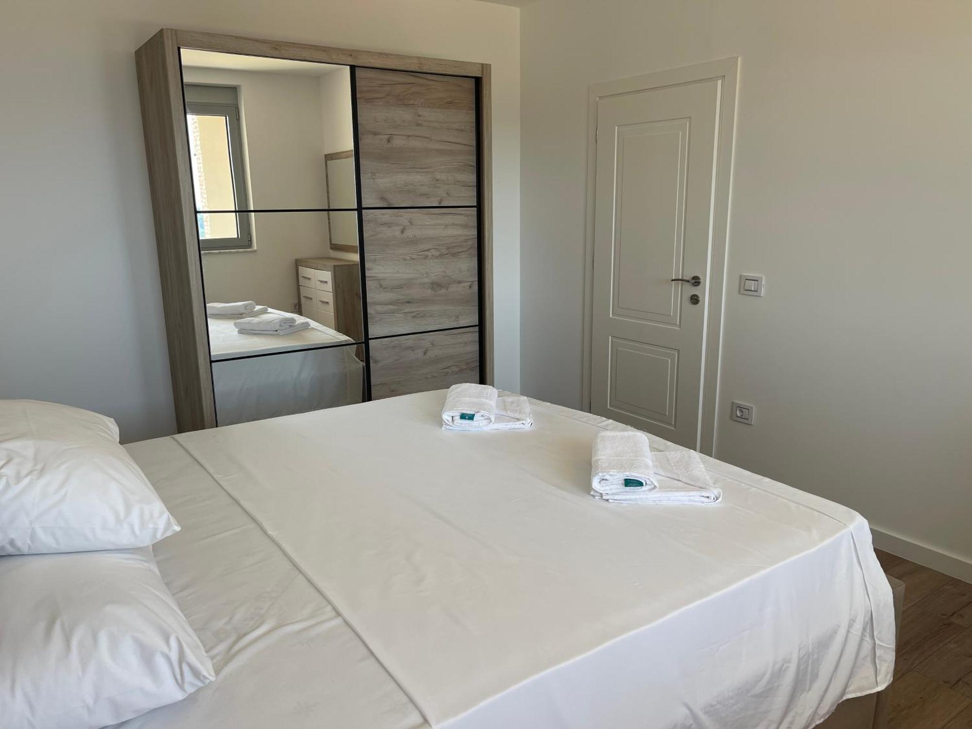Apartments Hollaj Ulcinj Eksteriør billede