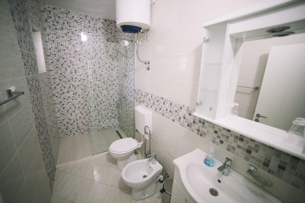 Apartments Hollaj Ulcinj Eksteriør billede